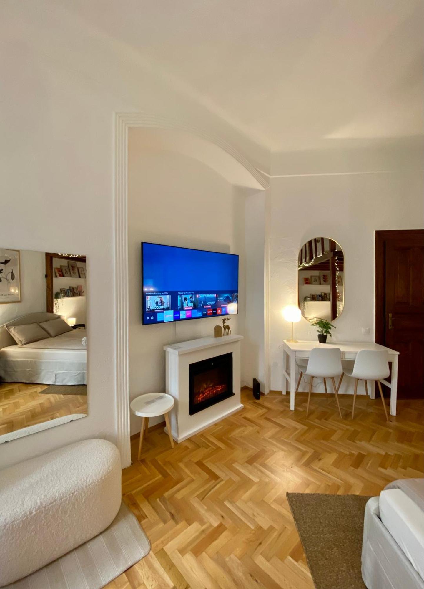 Romantic City Centre Flat - Alexandra Apartment Budapest Eksteriør bilde